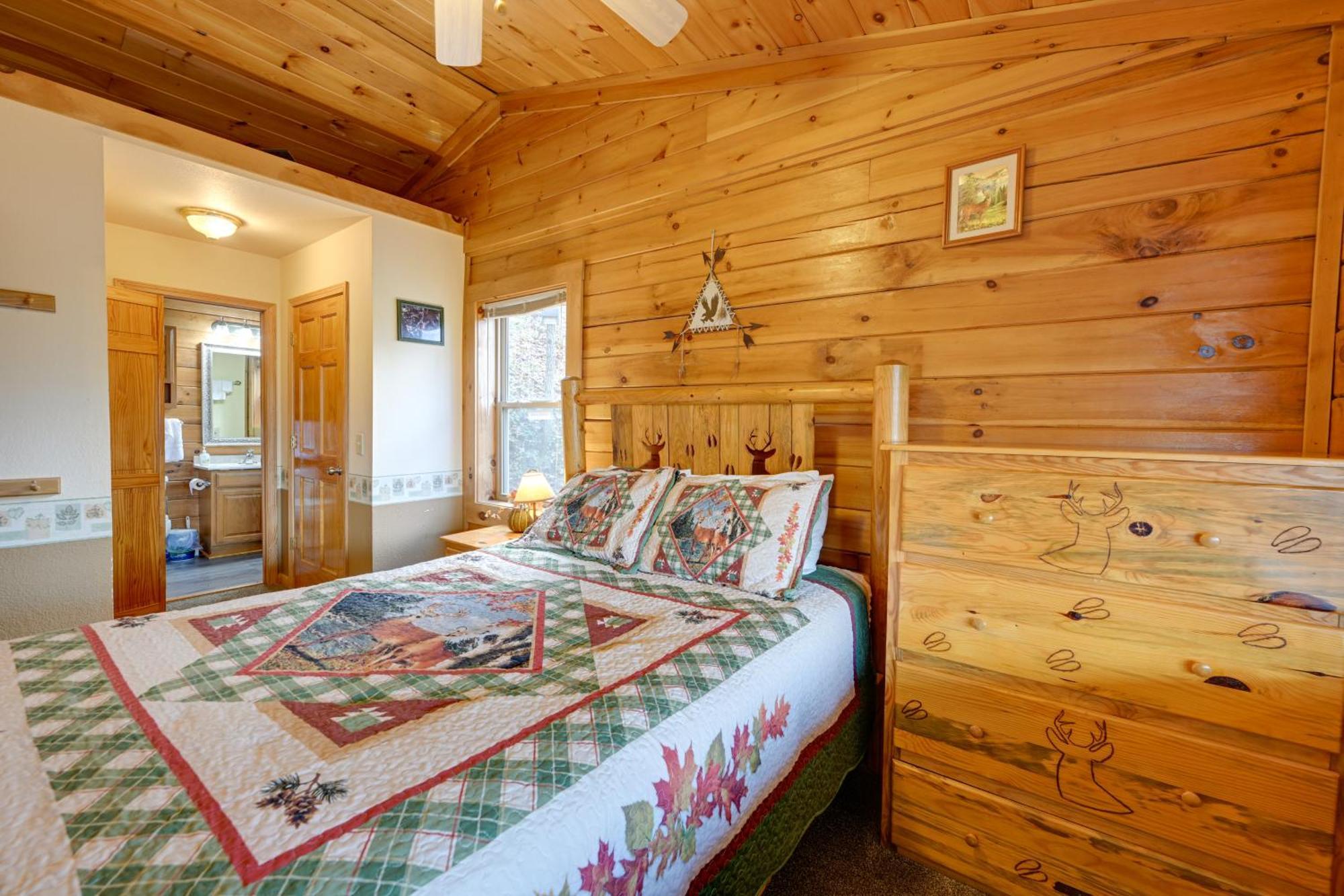Cozy Deer Glen Cabin With Private Hot Tub And Porch! Bryson City Eksteriør billede